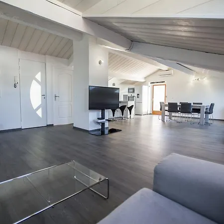 Sherlock Loft By Connexion Cannes Exterior photo